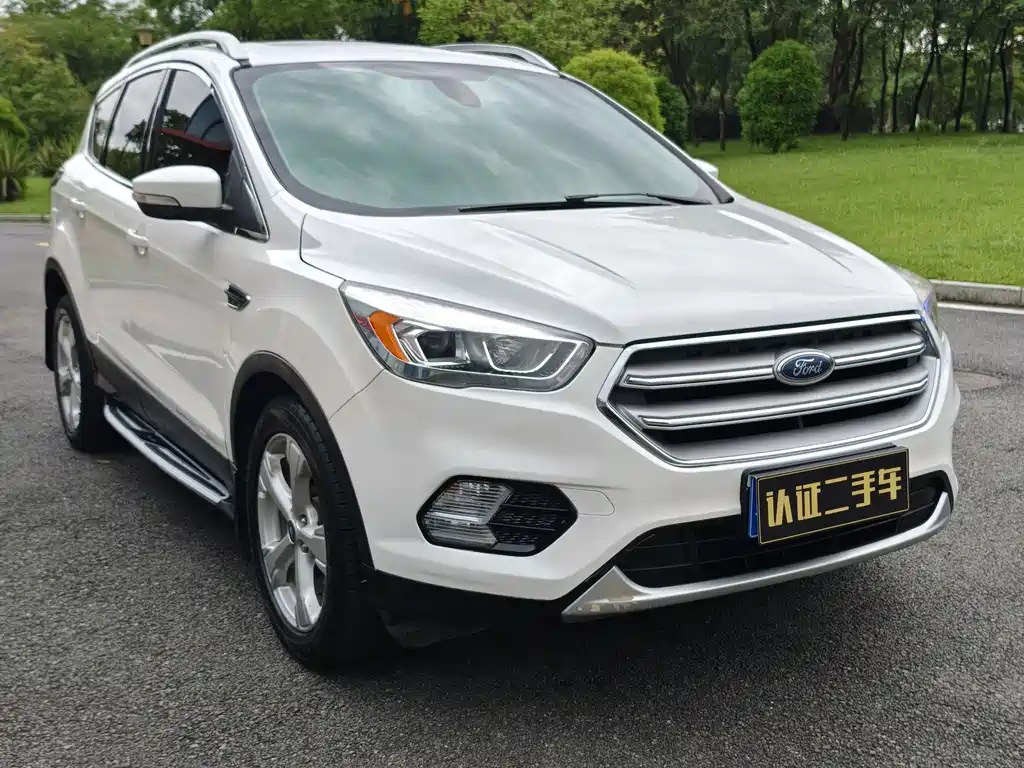 Ford Kuga 2017 — фото 3