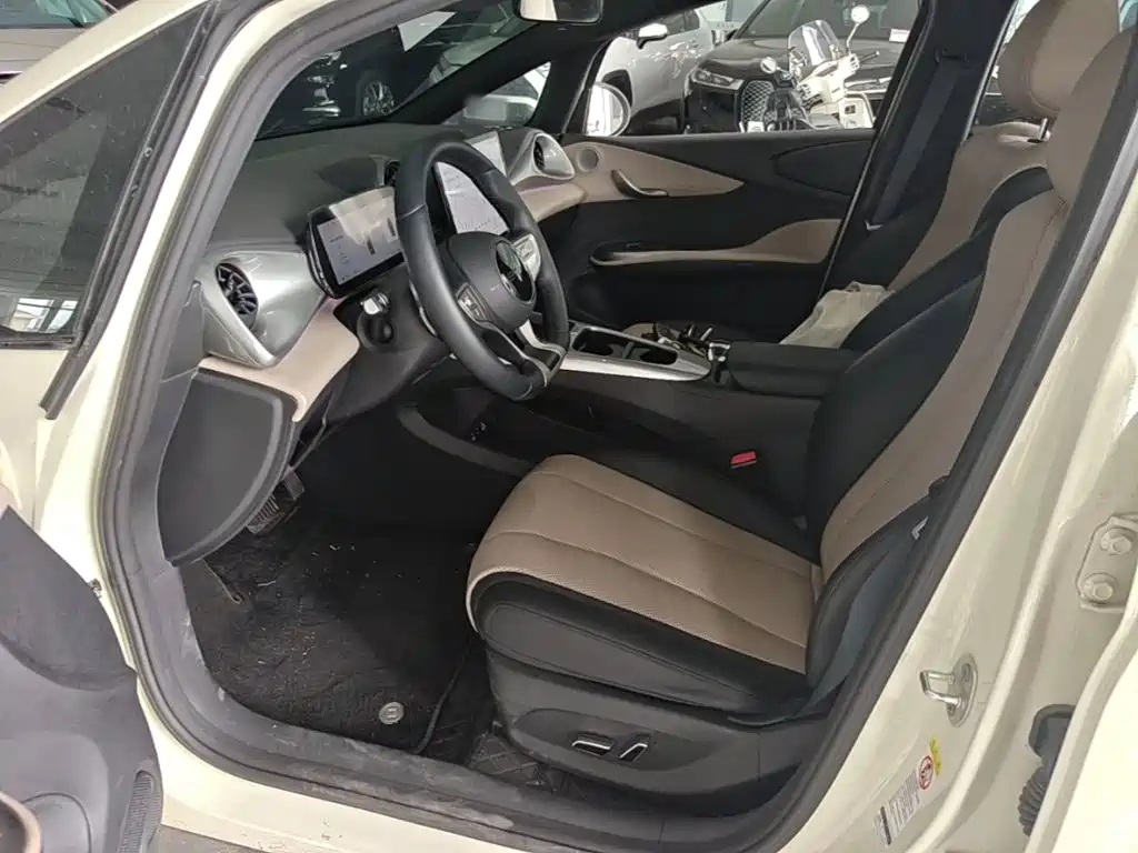 BYD Dolphin 2025 — фото 15