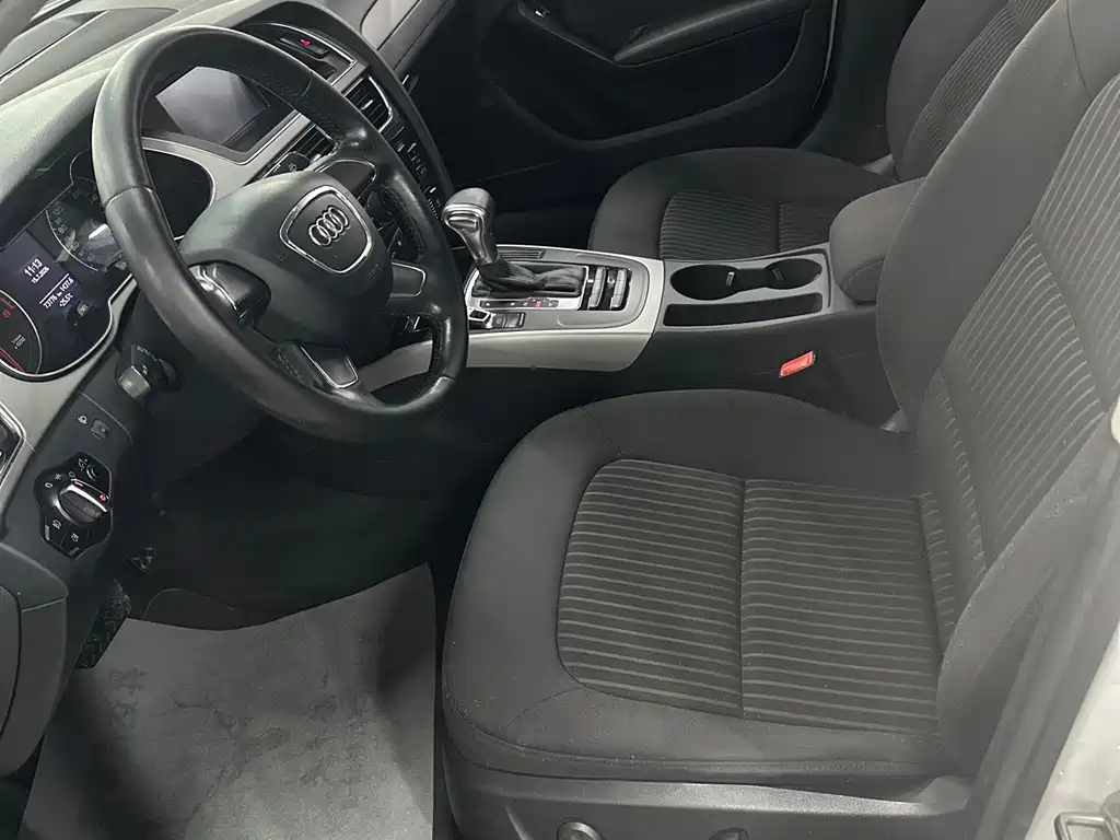 Audi A4L 2014