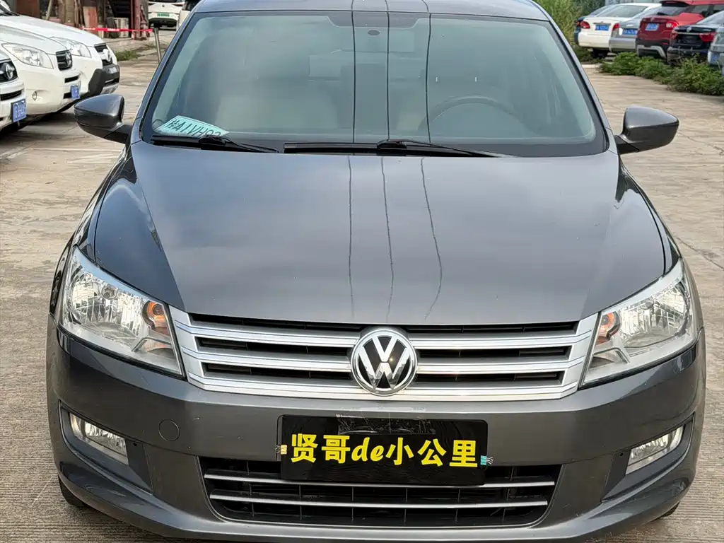 Volkswagen Santana 2014