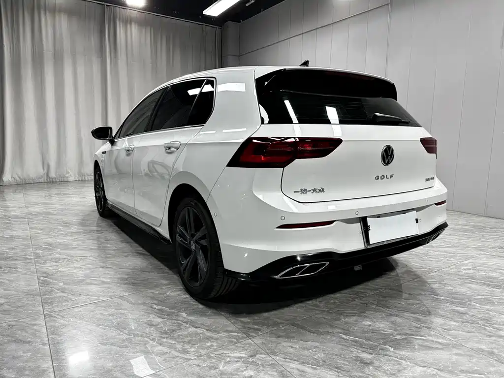 Volkswagen Golf 2022