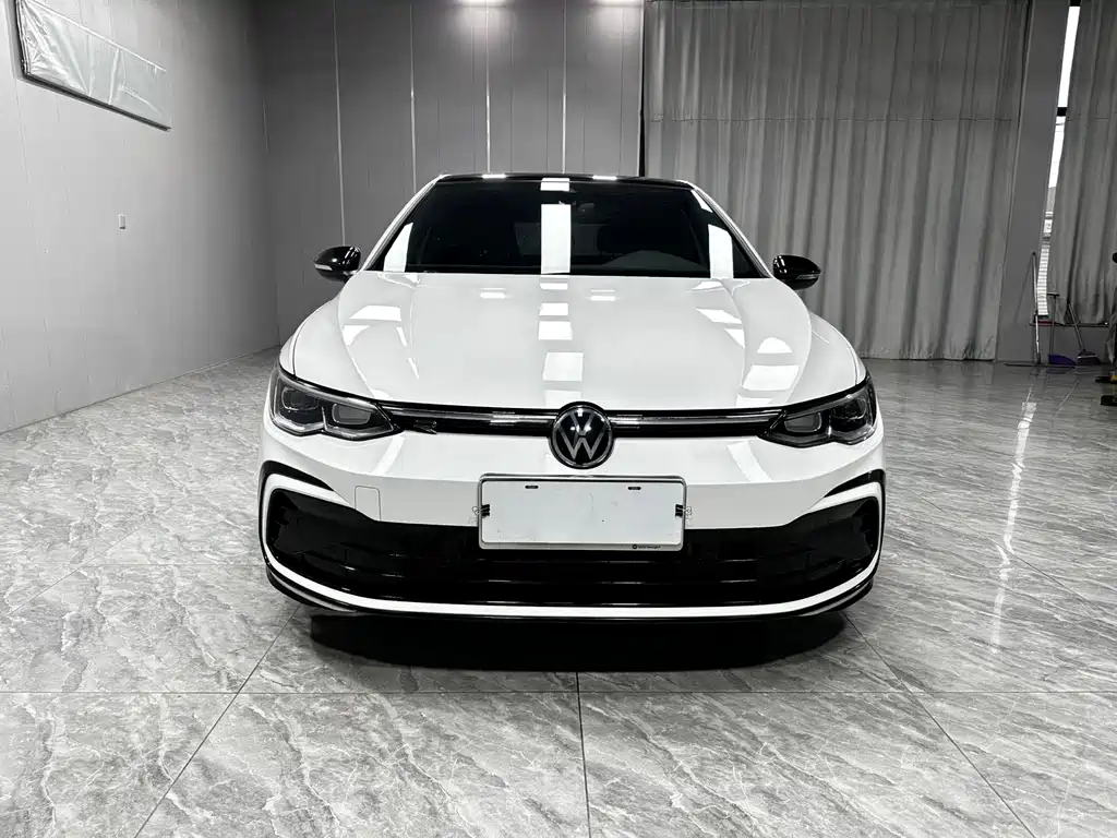 Volkswagen Golf 2022