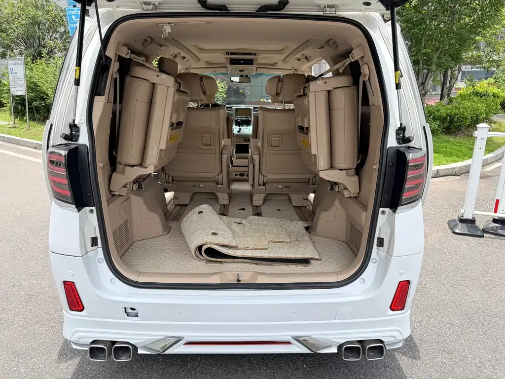 Toyota Alphard 2015 — фото 9