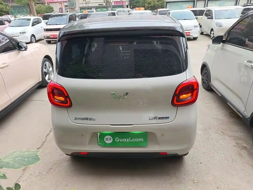 Wuling Hongguang MINIEV 2025