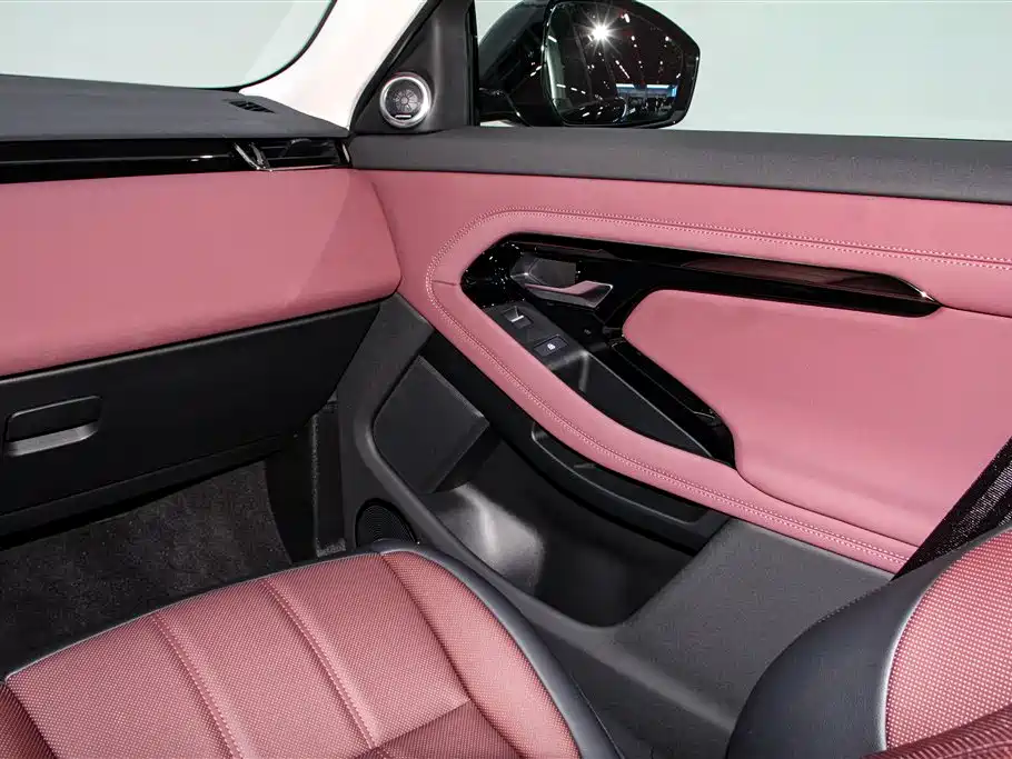Land Rover Evoque 2025 — фото 22
