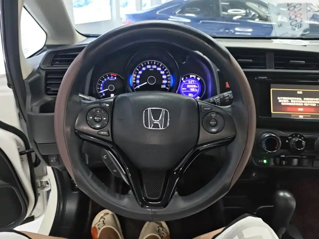 Honda Fit 2015 — фото 11
