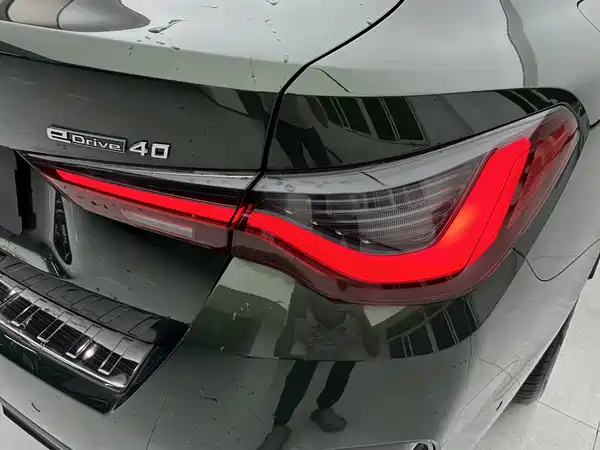 BMW i4 2024