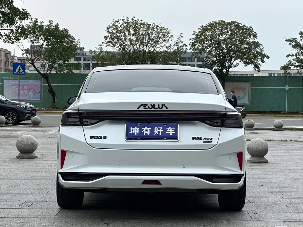 Dongfeng Yixuan MAX 2023 — фото 5