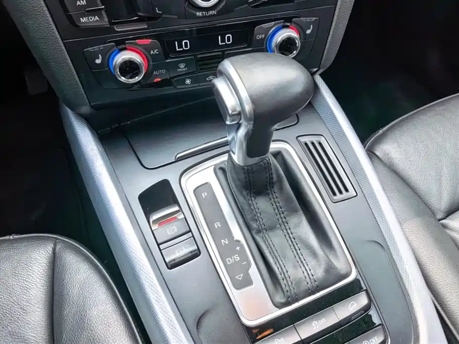 Audi Q5 2014 — фото 16