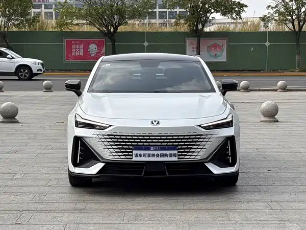 Changan UNI-V 2022