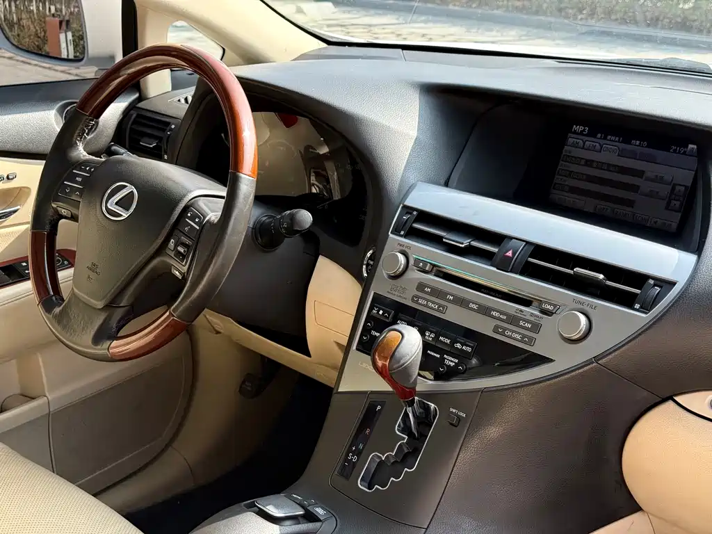 Lexus RX Classic 2010 — фото 11