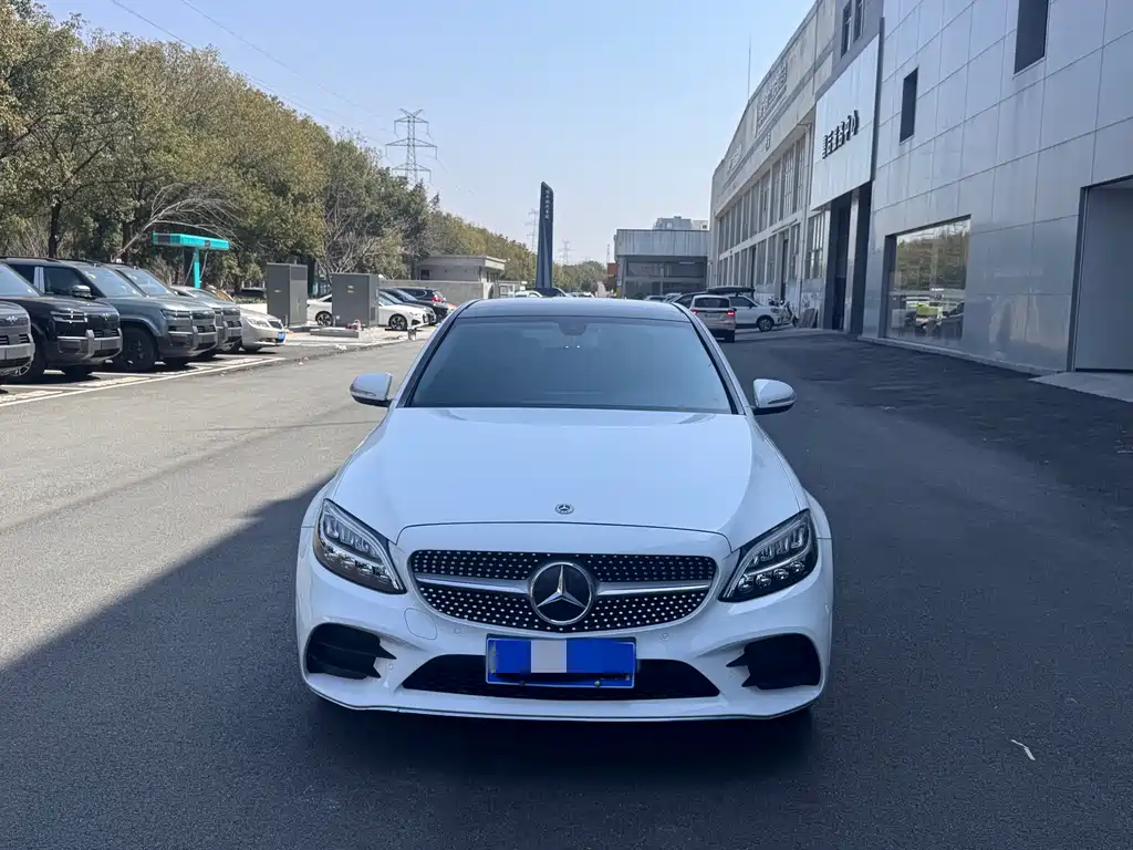 Mercedes-Benz C-Class 2019