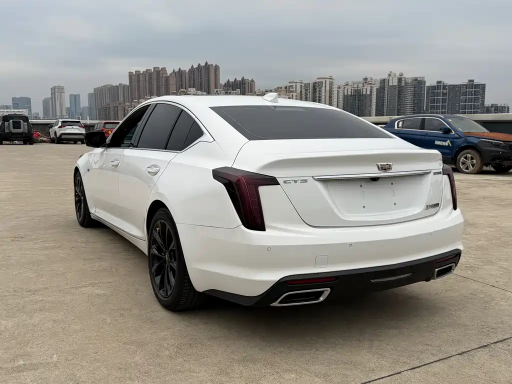Cadillac CT5 2021 — фото 16