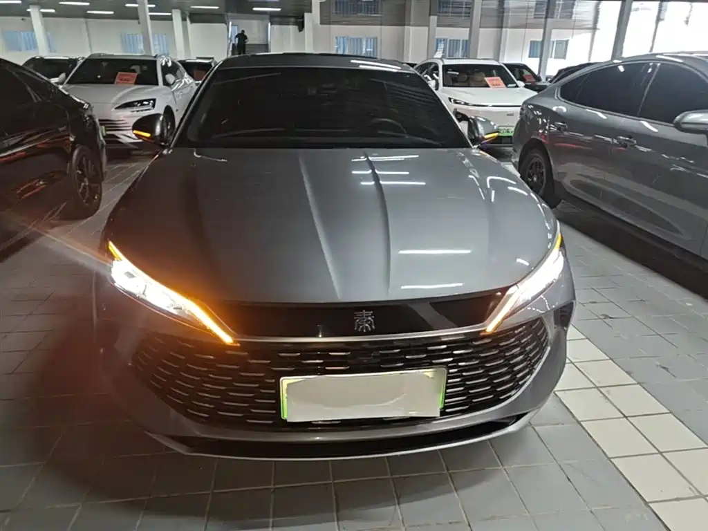 BYD Qin L 2024 — фото 3