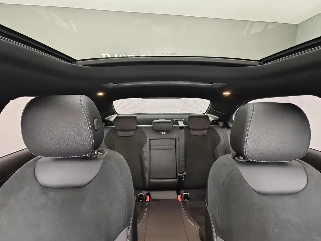 Mercedes-Benz A-Class 2023 — фото 9
