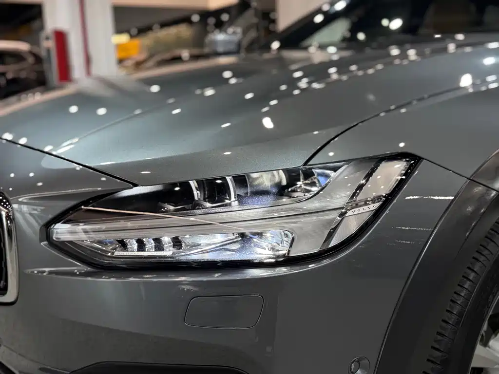 Volvo V90 2018 — фото 23