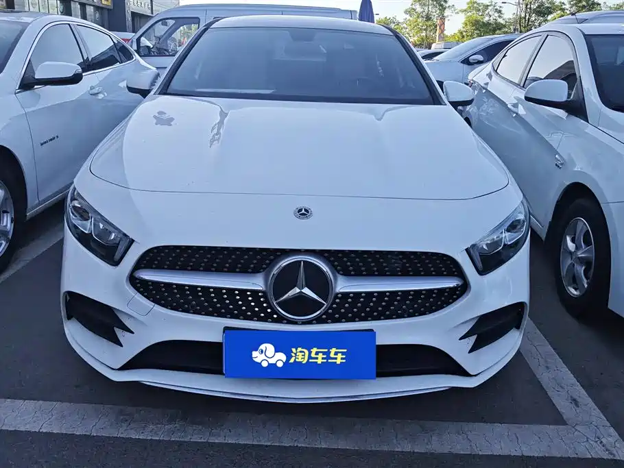 Mercedes-Benz A-Class 2023 — фото 2