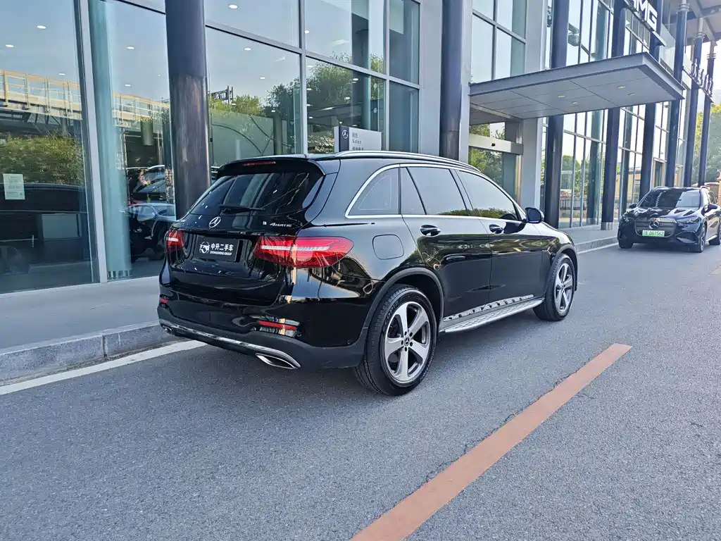 Mercedes-Benz GLC 2017 — фото 3