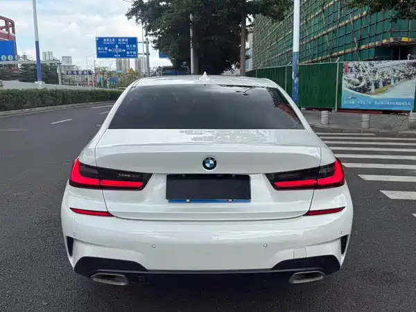 BMW 3 Series 2021