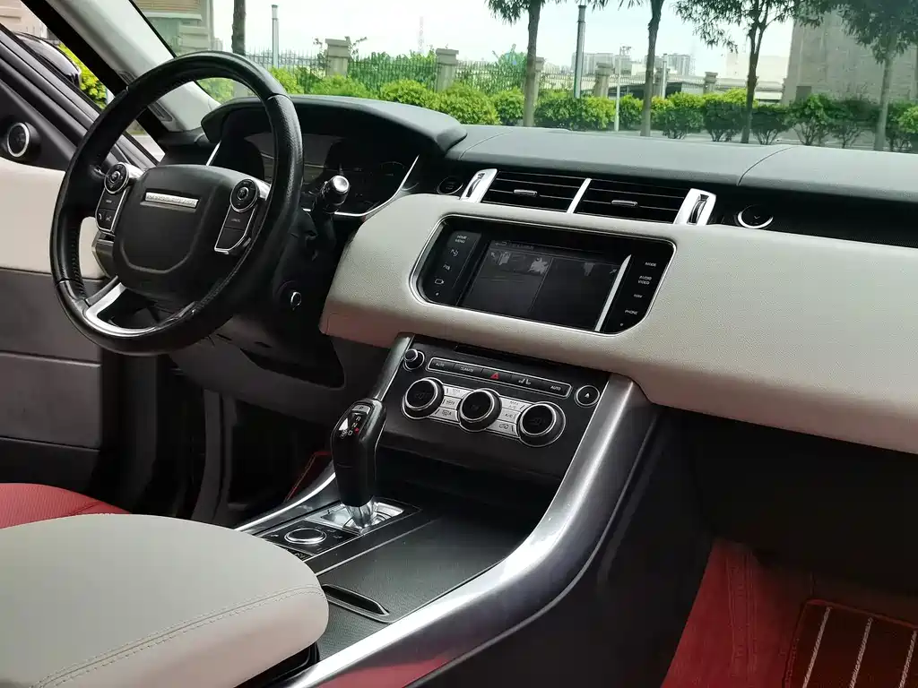 Land Rover Sport 2014 — фото 12