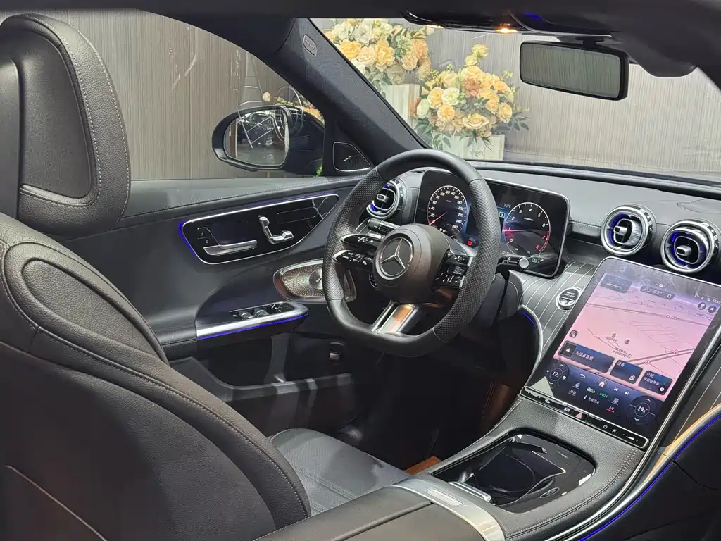 Mercedes-Benz C-Class 2023 — фото 10