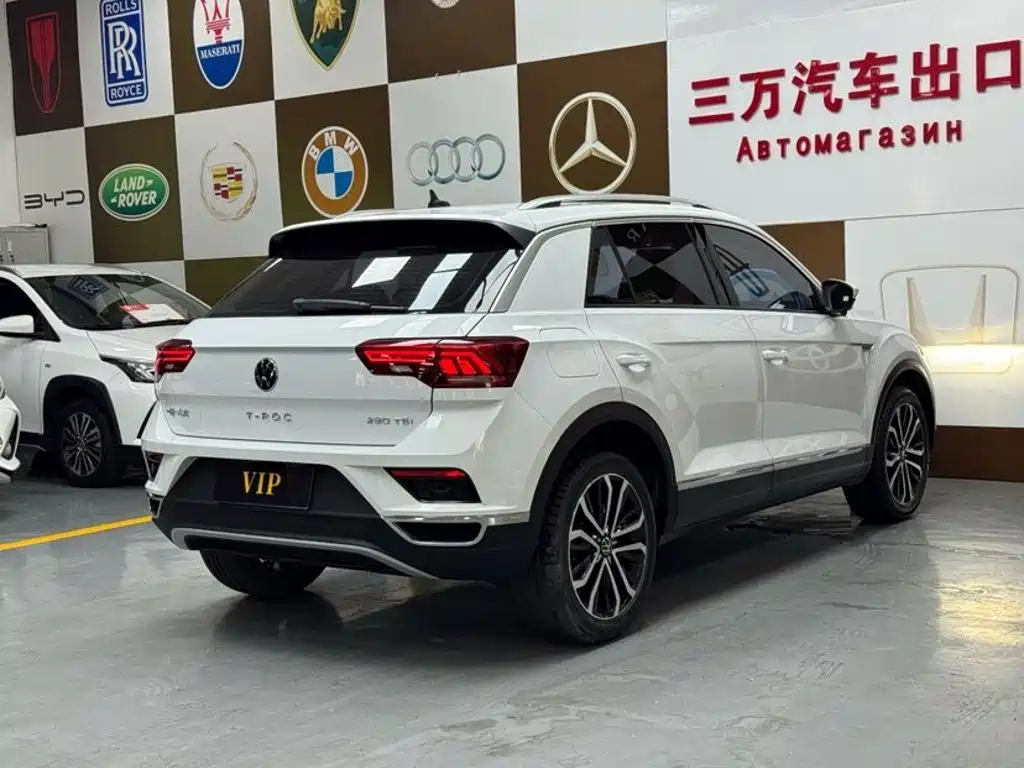 Volkswagen T-Roc 2023
