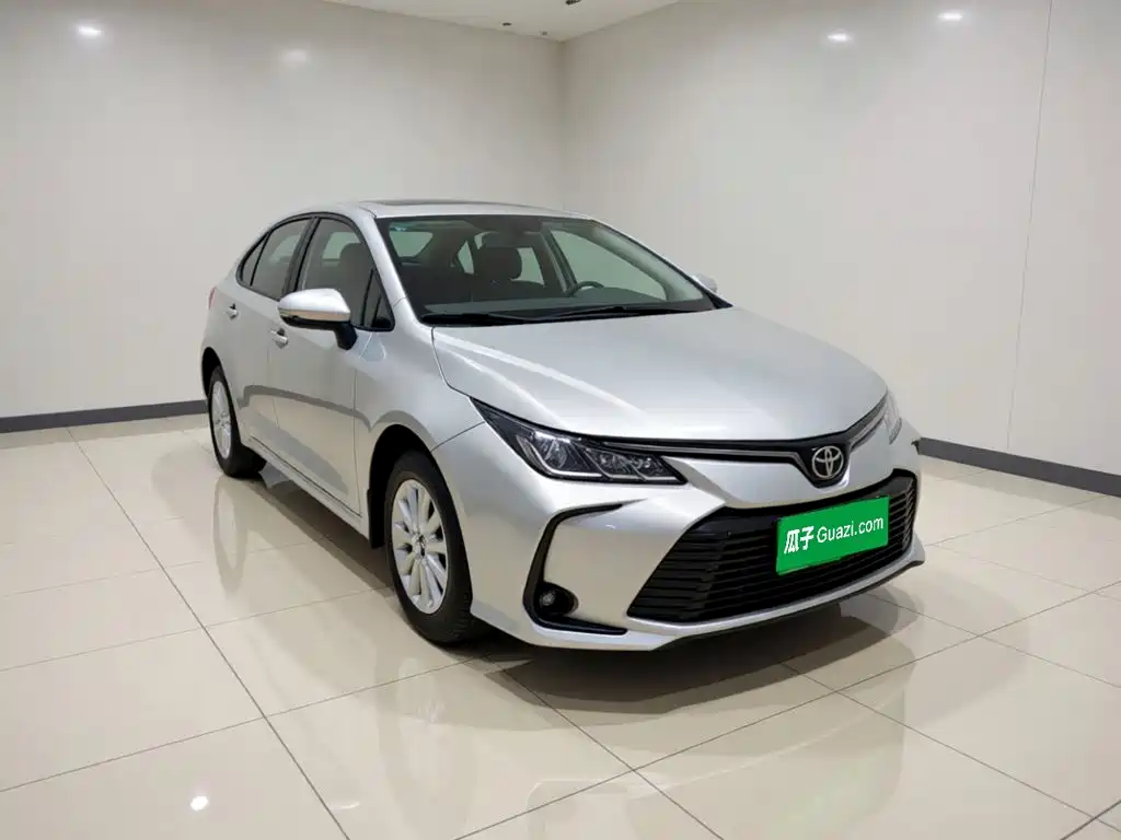 Toyota Corolla 2020 — фото 3