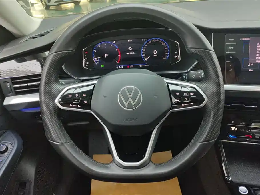 Volkswagen Passat 2023 — фото 15