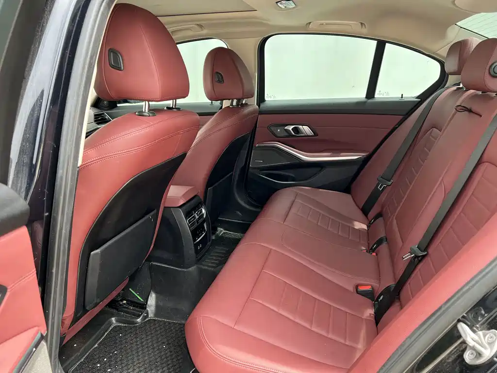 BMW 3 Series 2021