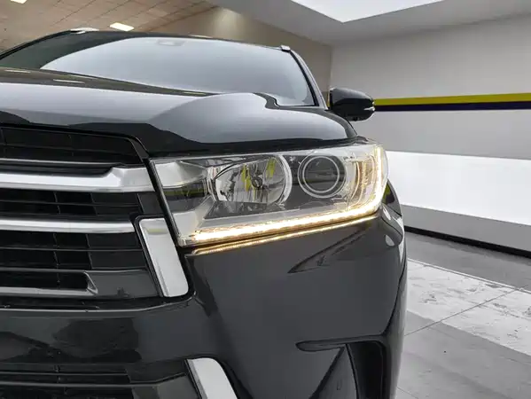 Toyota Highlander 2019