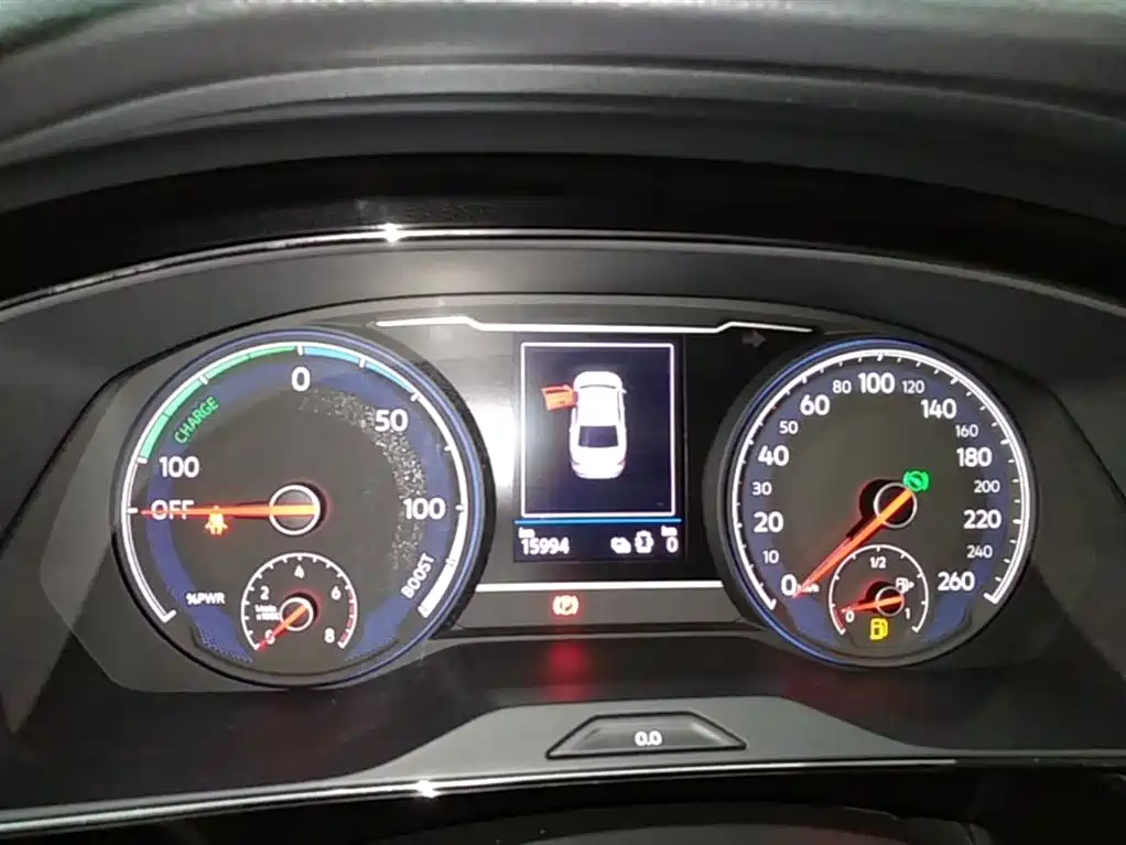 Volkswagen Passat PHEV 2022 — фото 12