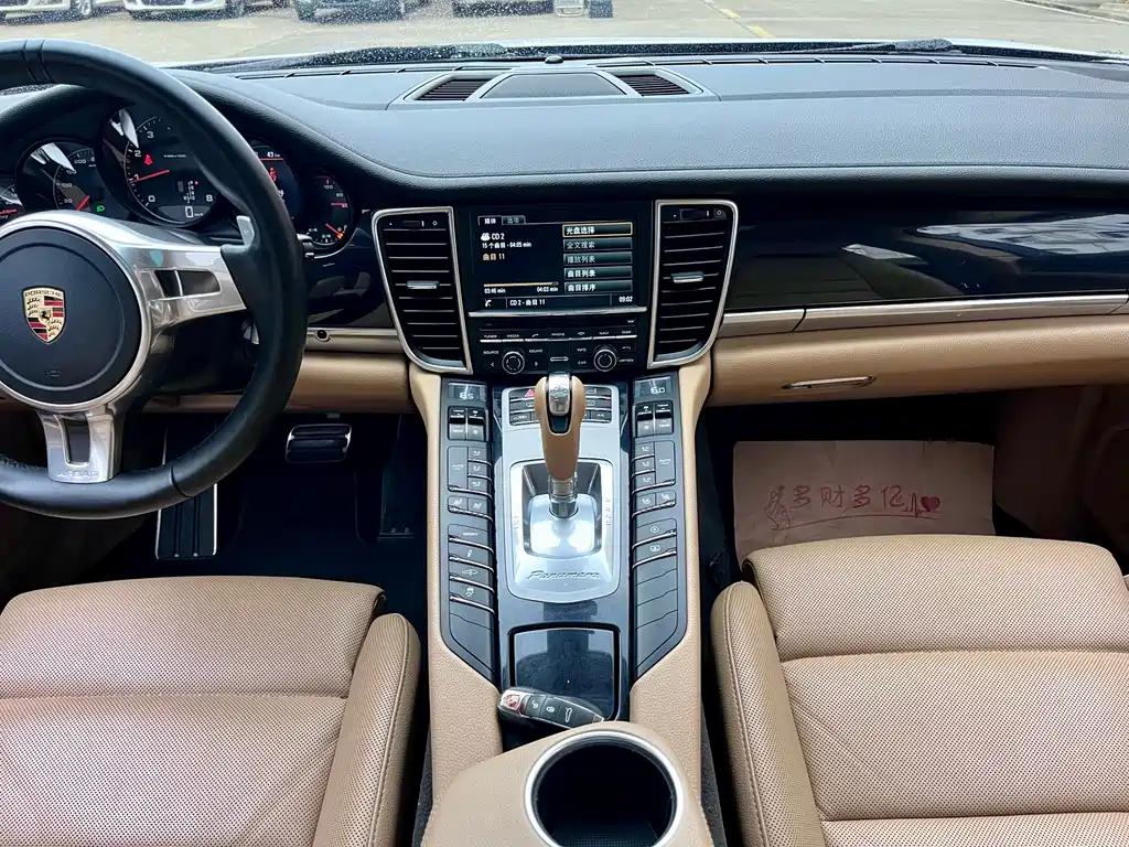 Porsche Panamera 2015 — фото 17