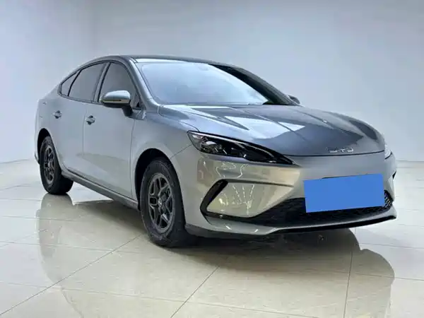 BYD Seal 05 DM-i 2025