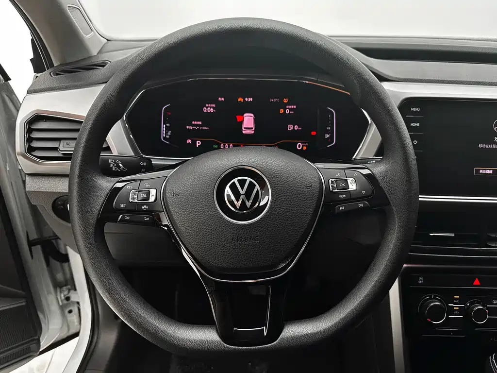 Volkswagen T-Cross 2023 — фото 11