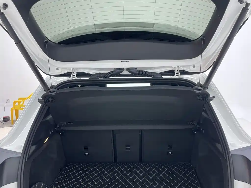 Mercedes-Benz GLA 2022 — фото 11