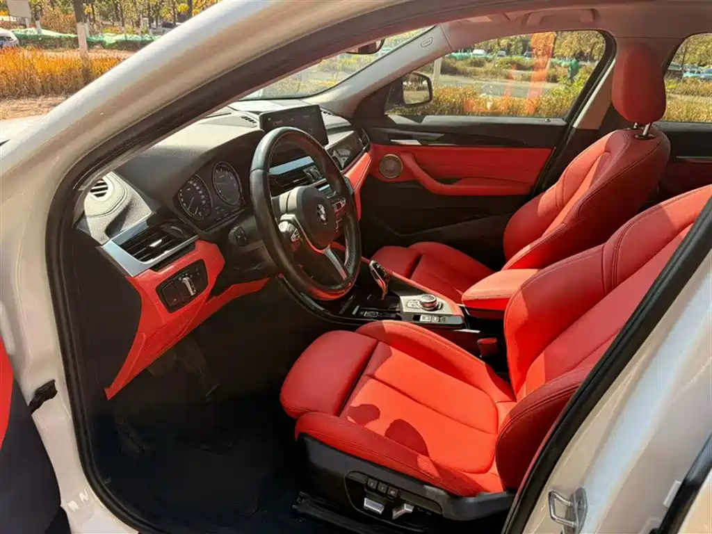 BMW X2 2022 — фото 15