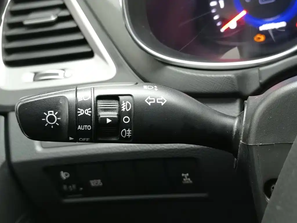 Hyundai Santa Fe 2014 — фото 21