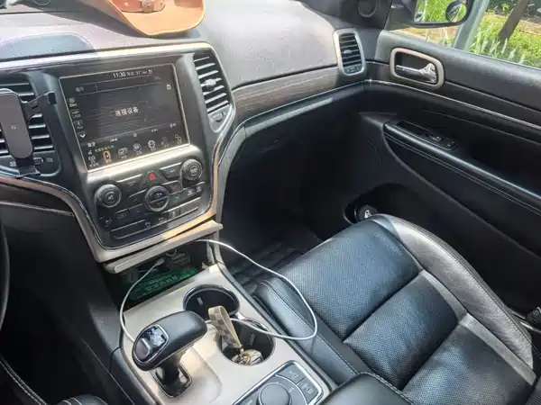 Jeep Grand Cherokee 2015