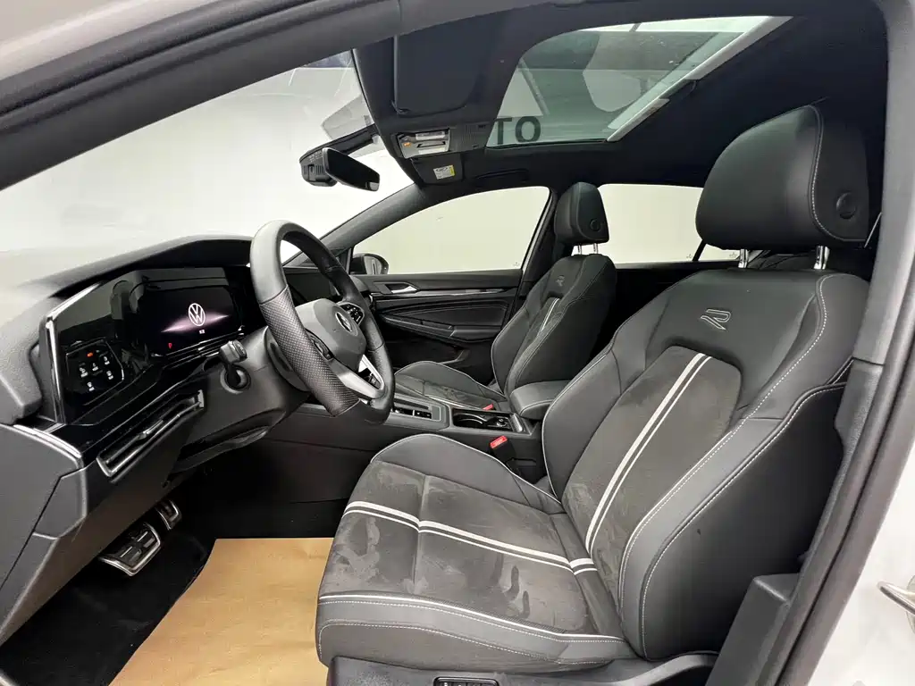 Volkswagen Golf 2022