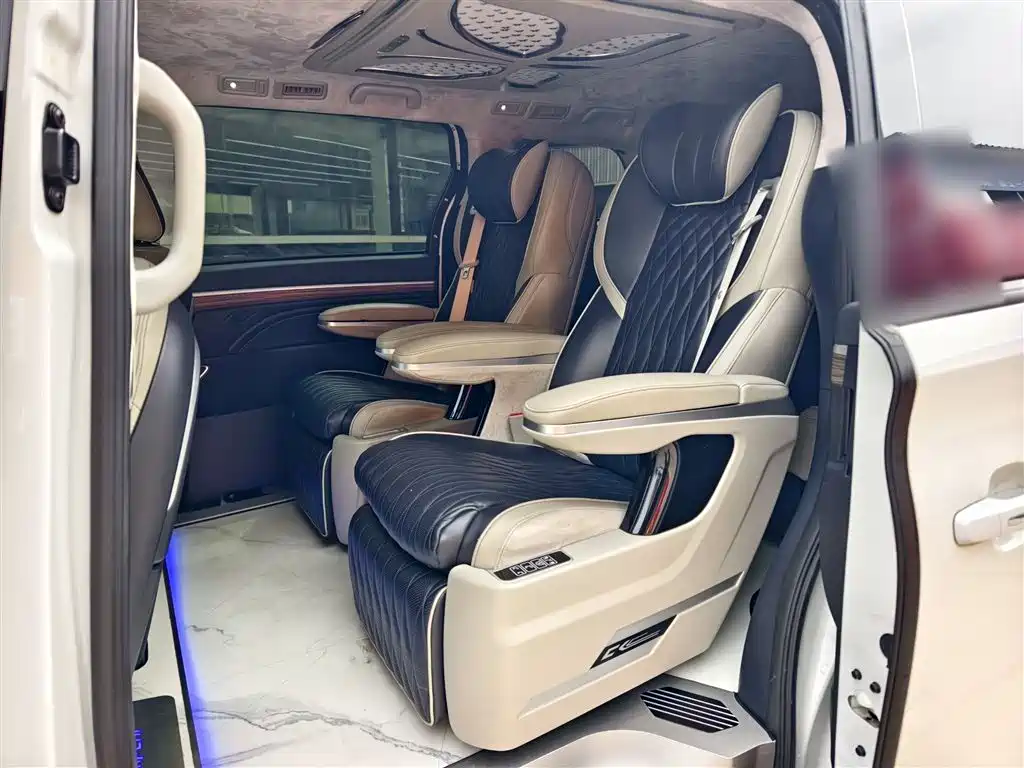 GAC Motor Trumpchi M8 2022 — фото 18