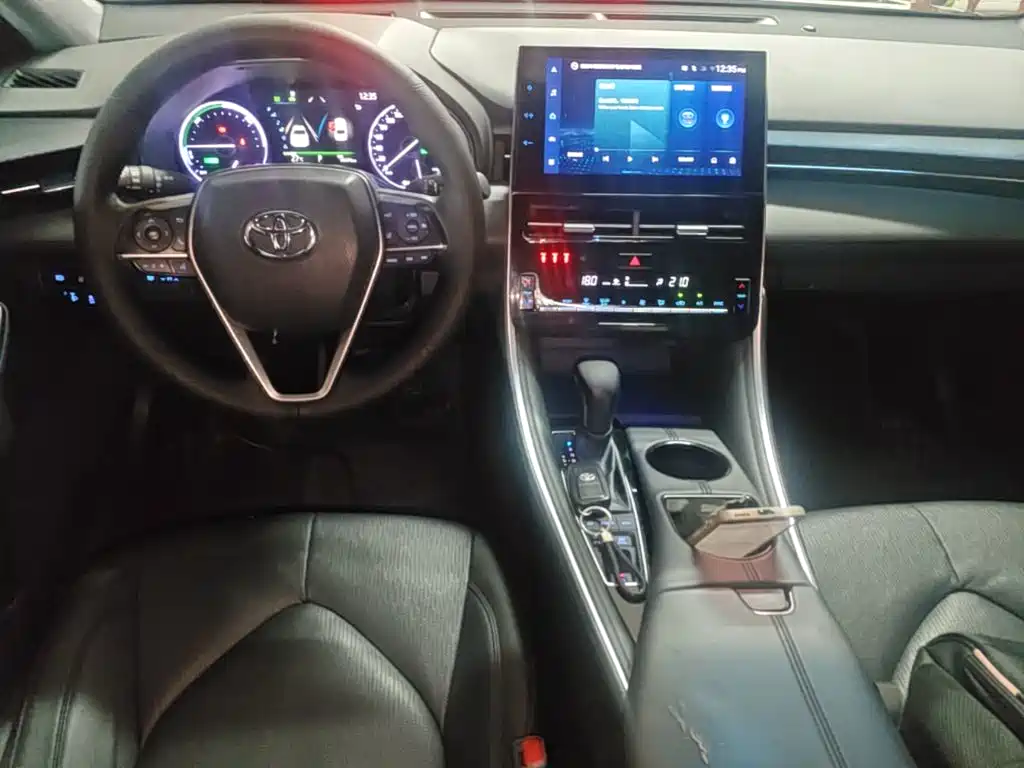 Toyota Avalon 2022 — фото 10