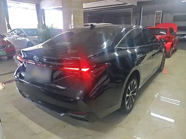 Toyota Avalon 2022