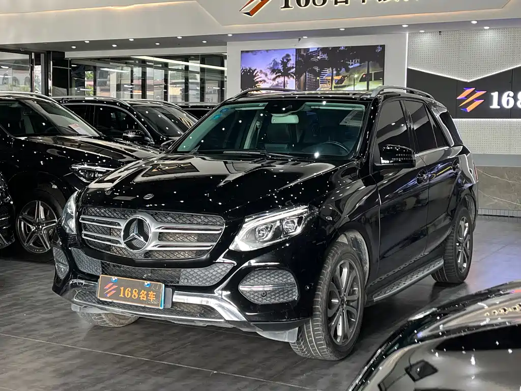 Mercedes-Benz GLE 2019 — фото 1