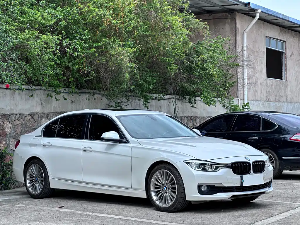 BMW 3 Series 2019 — фото 3