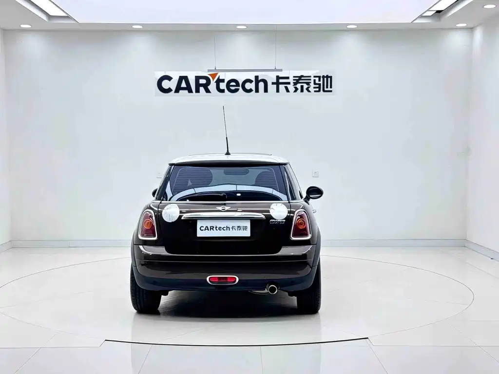 MINI Mini 2010