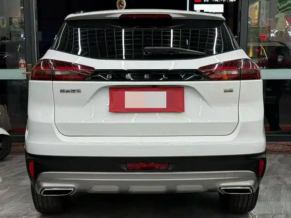 Geely Boyue 2021