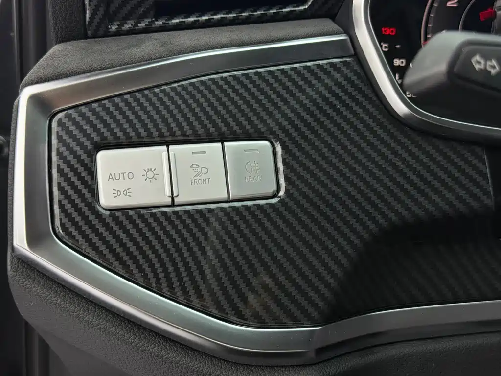 Audi Q3 2022 — фото 19