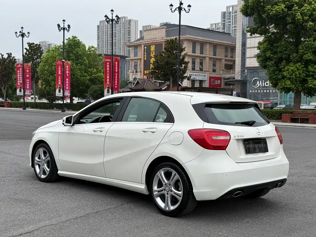 Mercedes-Benz A-Class 2014 — фото 9