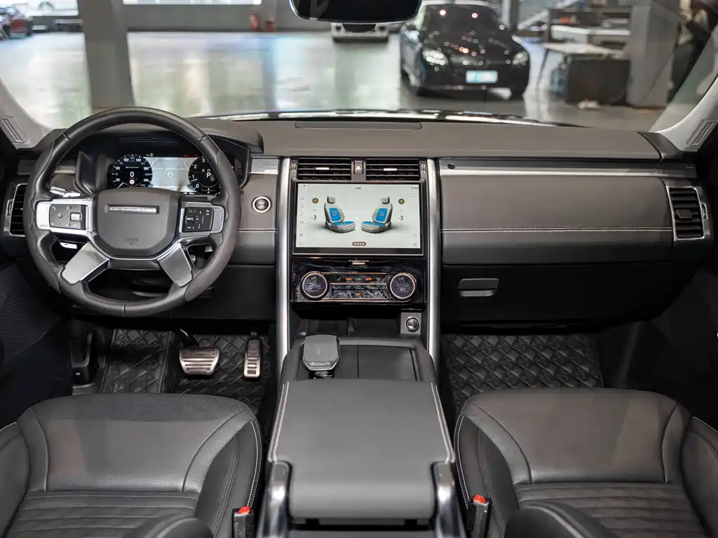 Land Rover Discovery 2021 — фото 12