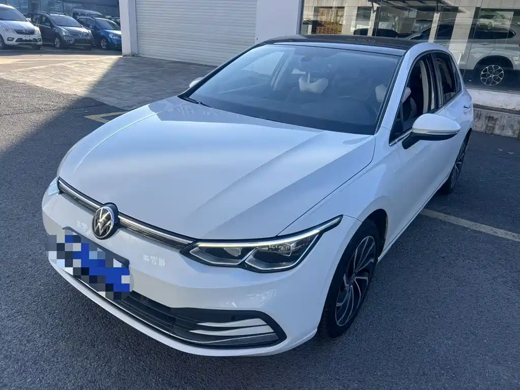 Volkswagen Golf 2022